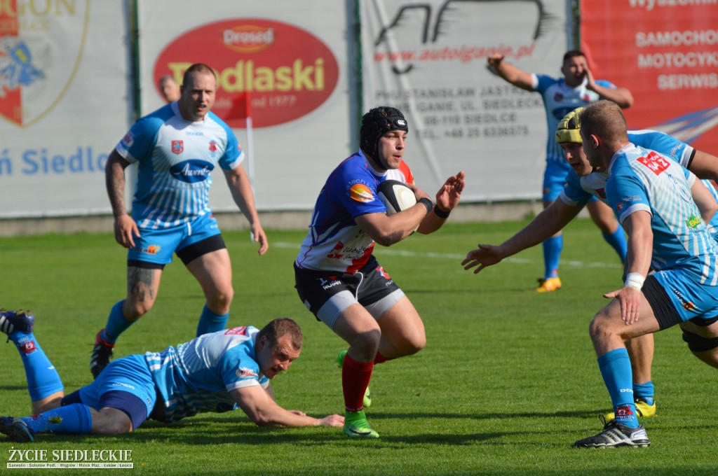 Rugbiści na zwycięskiej ścieżce