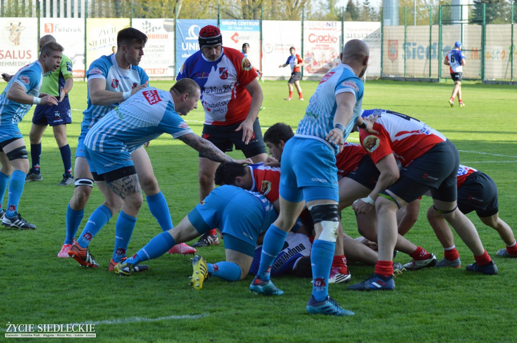 Rugbiści na zwycięskiej ścieżce