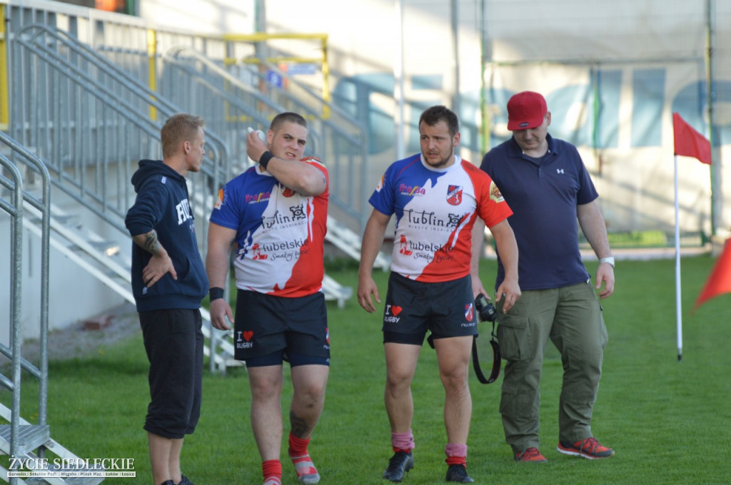 Rugbiści na zwycięskiej ścieżce