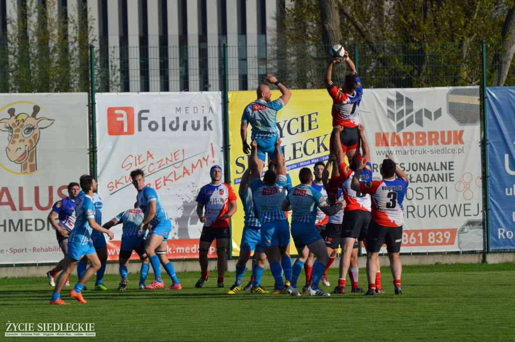 Rugbiści na zwycięskiej ścieżce