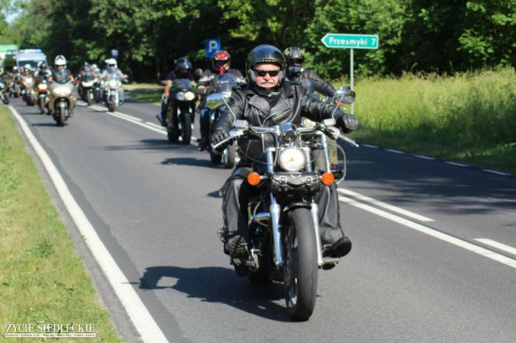 Motocyklem do miast papieskich