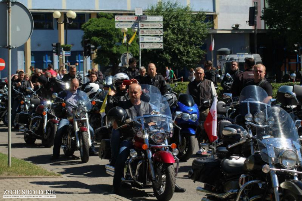 Motocyklem do miast papieskich