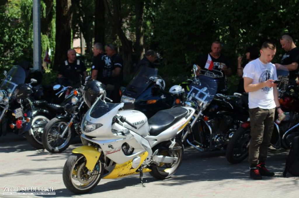 Motocyklem do miast papieskich
