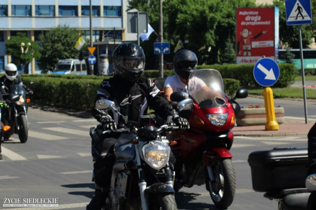 Motocyklem do miast papieskich