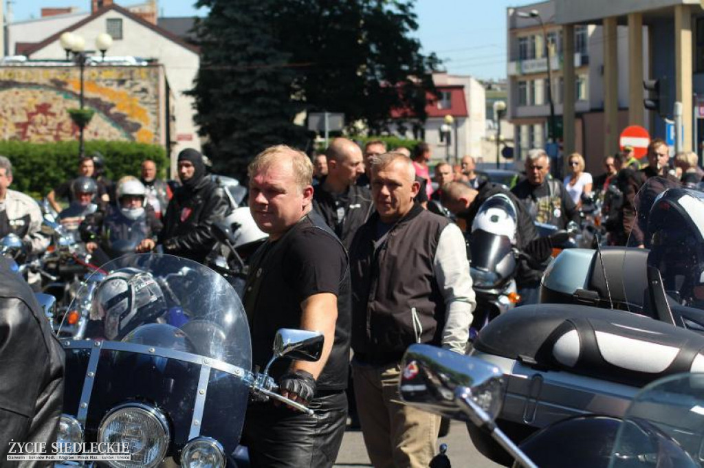 Motocyklem do miast papieskich