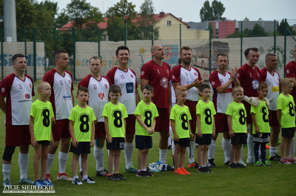 Wielki mecz zawodowców z artystami
