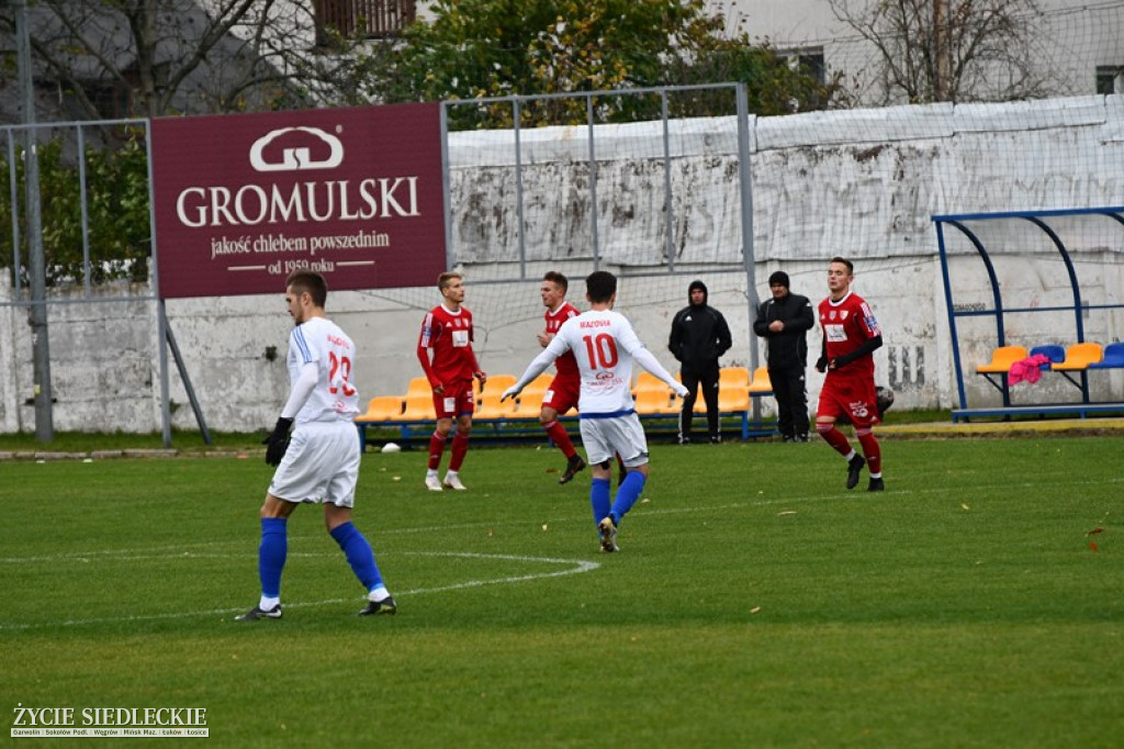Mazovia II z Pucharem Polski OZPN