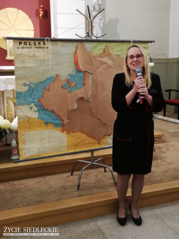 Patriotyczne obchody w parafii św. Ojca Pio w Węgrowie