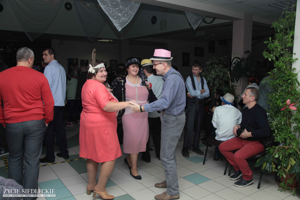 Zabawa w Domu nad Stawami