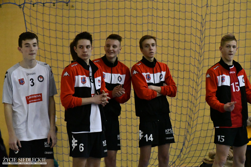 Juniorzy KPS przegrali z Czarnymi
