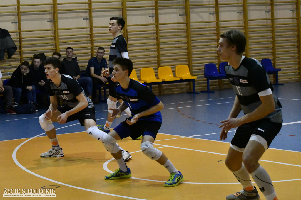 Juniorzy KPS przegrali z Czarnymi