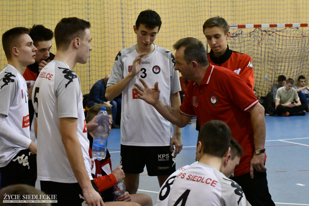 Juniorzy KPS przegrali z Czarnymi