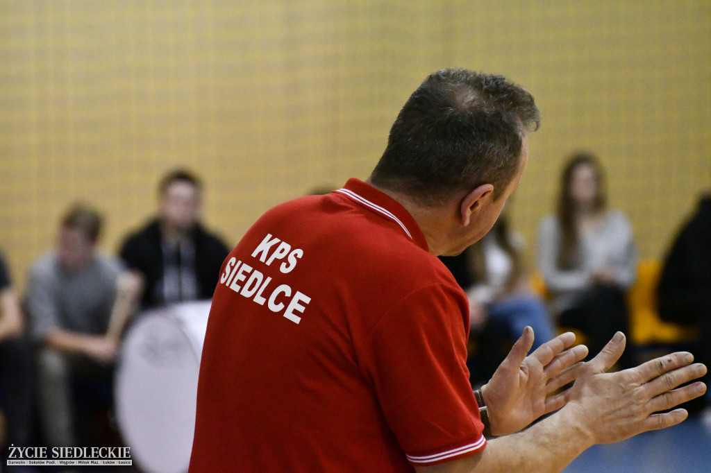 Juniorzy KPS przegrali z Czarnymi