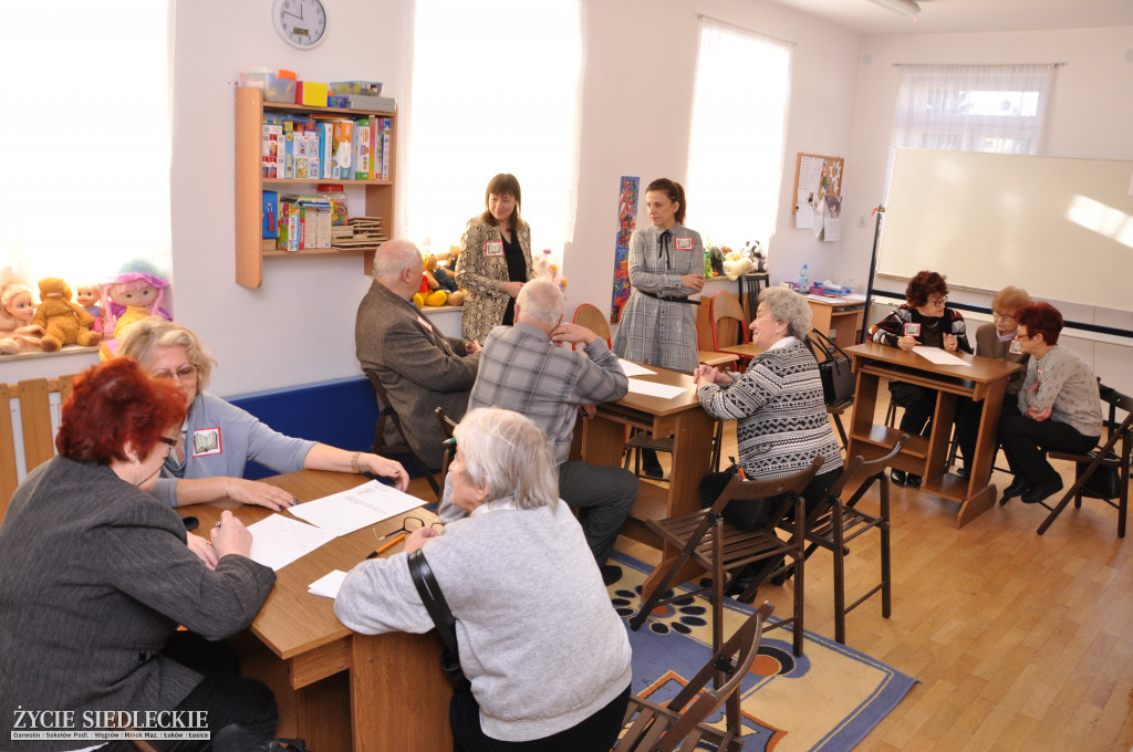Twórcze spotkanie z węgrowskimi seniorami