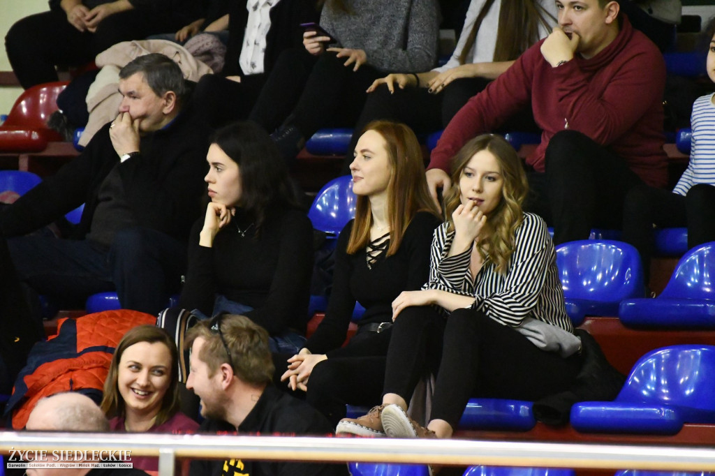 Lekcja basketu od Ślęzy