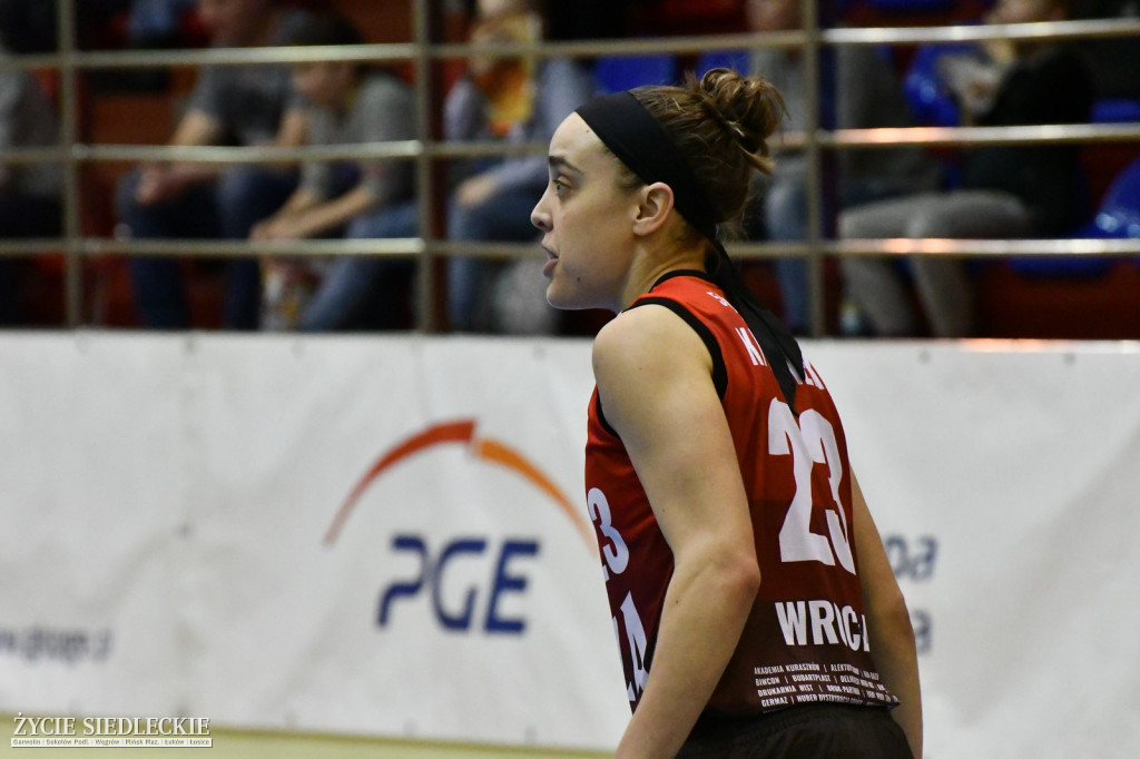 Lekcja basketu od Ślęzy