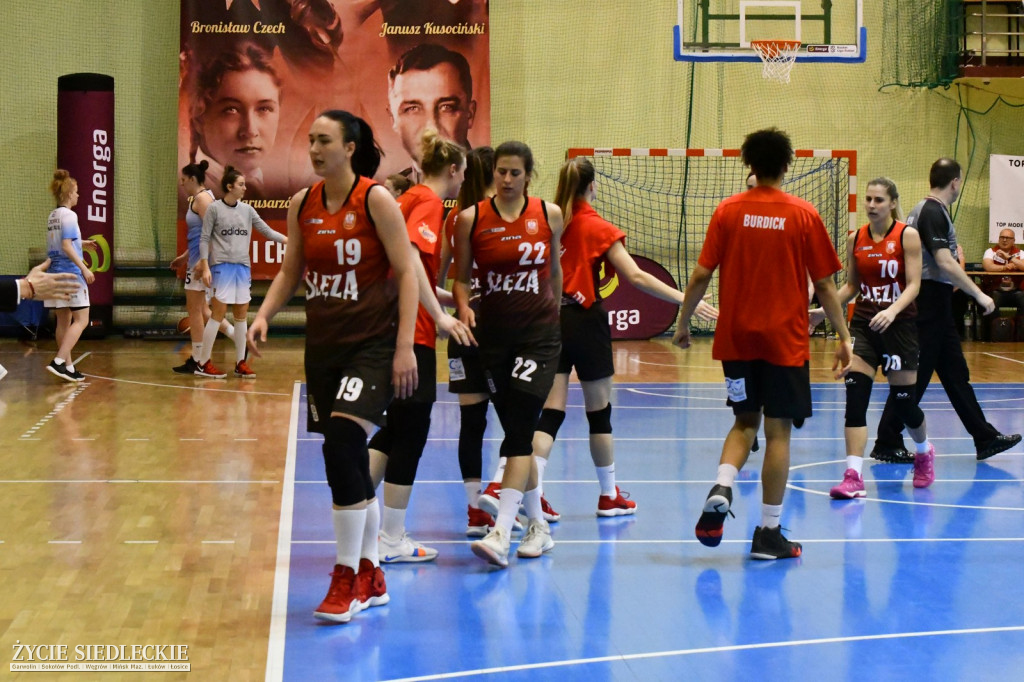Lekcja basketu od Ślęzy