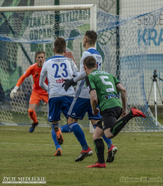 Pogoń rozgromiła Stalówkę