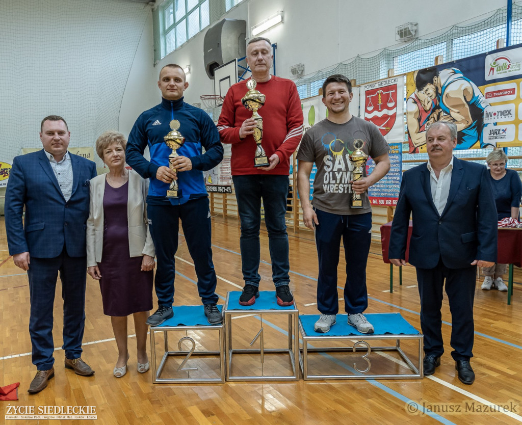 Zapaśnicze wspomnienie Strusów