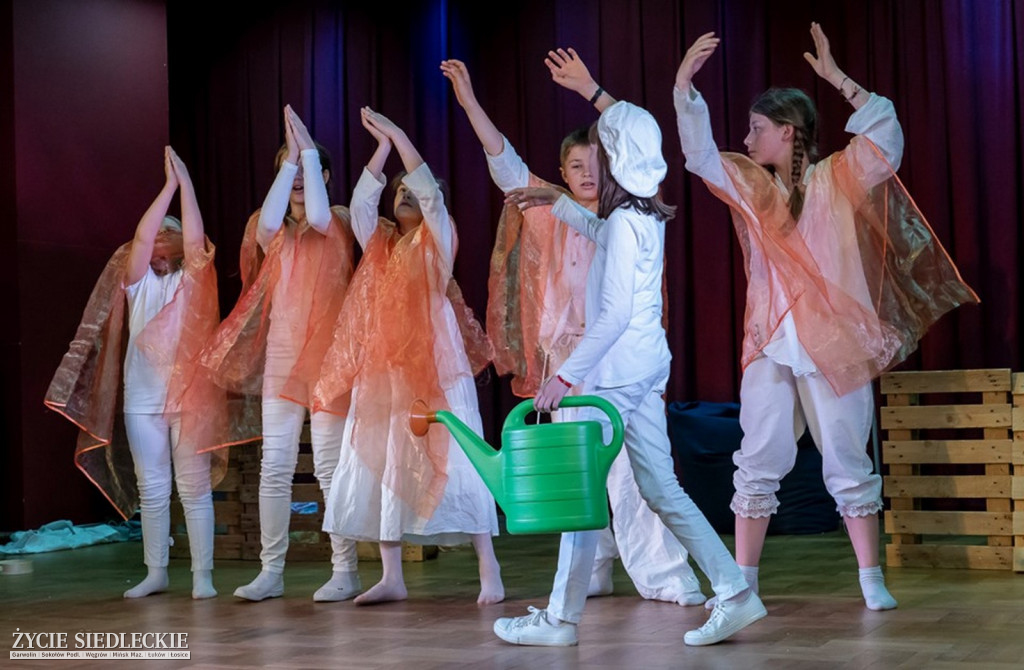 Szkolne teatrzyki w GOK