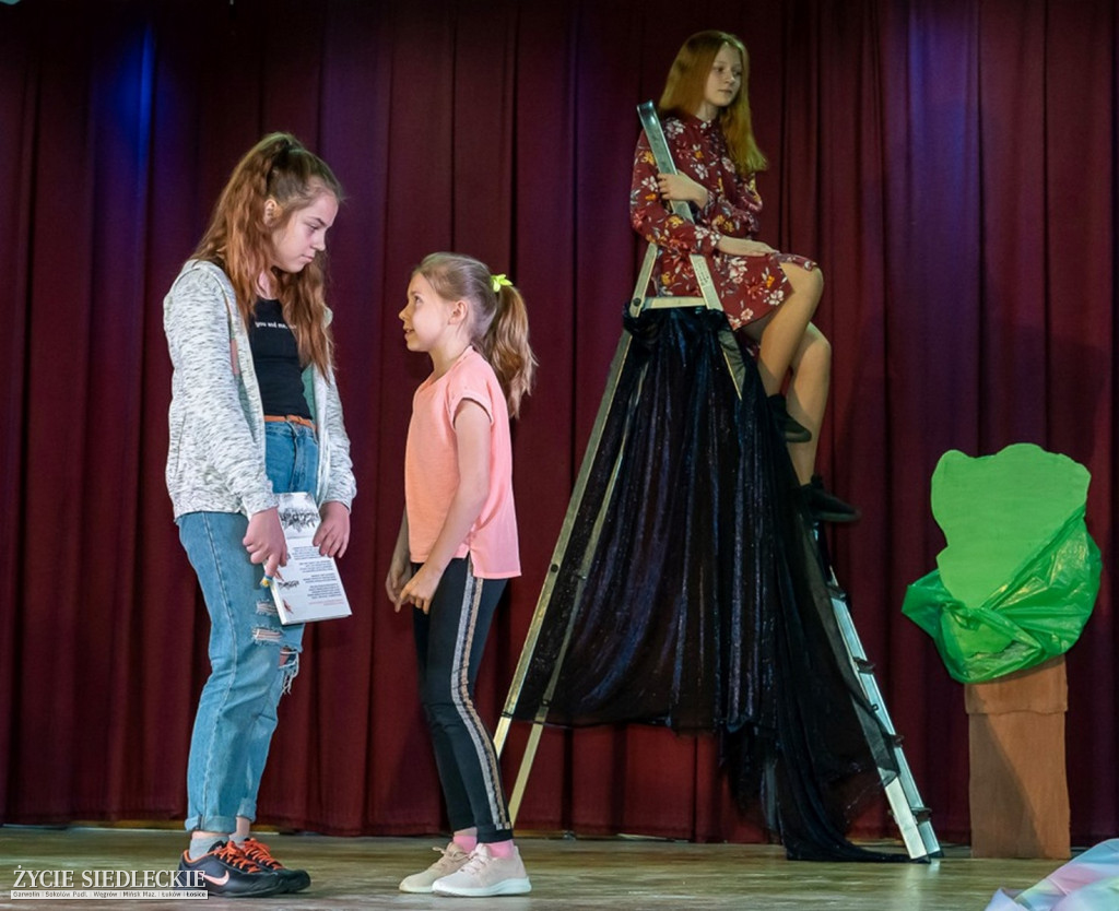Szkolne teatrzyki w GOK