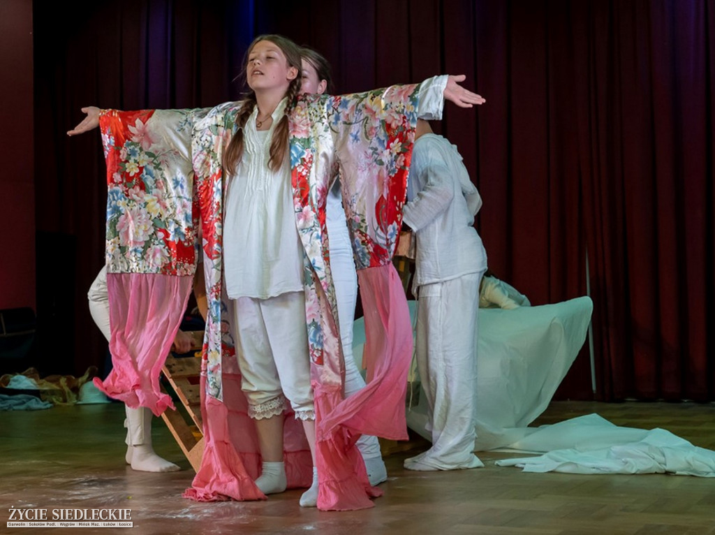 Szkolne teatrzyki w GOK