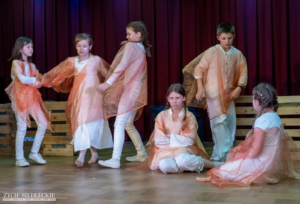 Szkolne teatrzyki w GOK