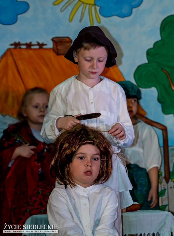Szkolne teatrzyki w GOK