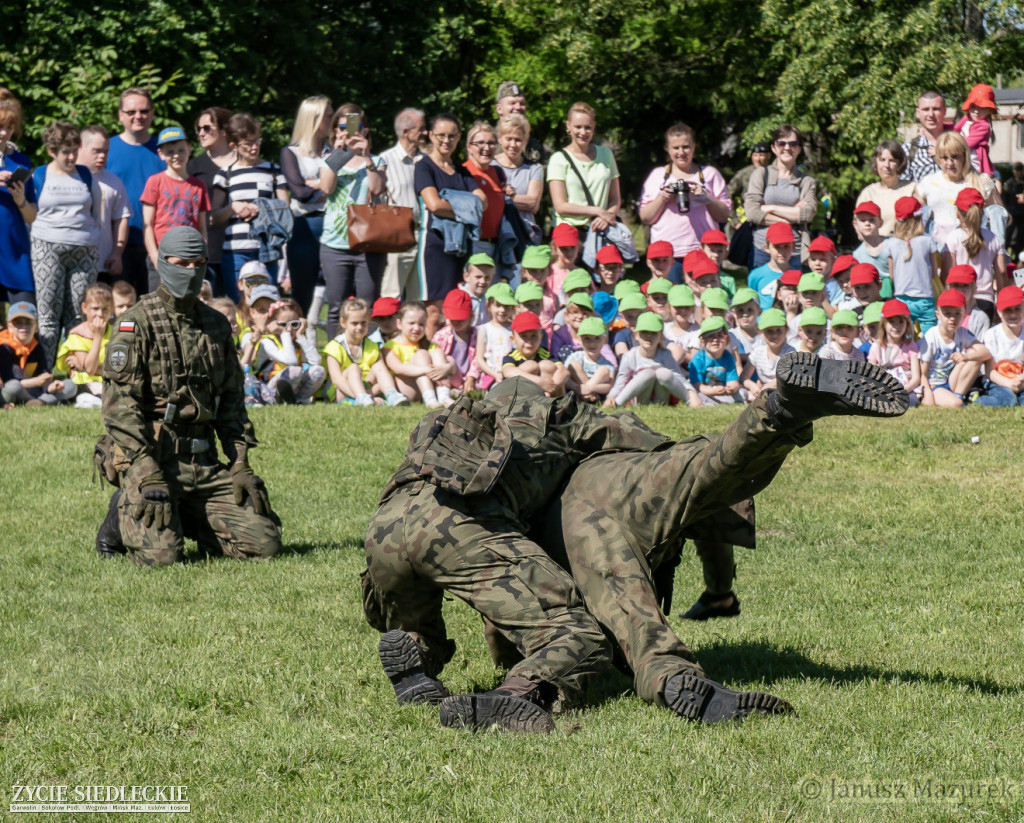 Dzień dziecka w koszarach