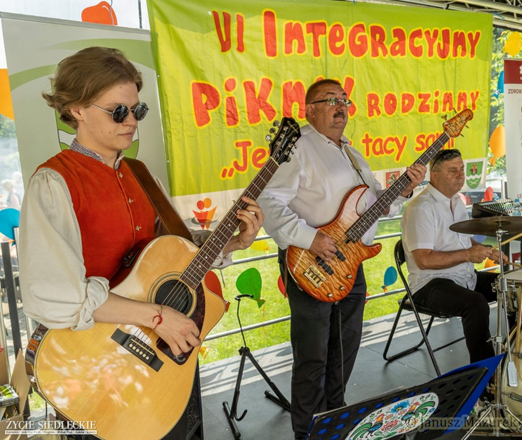Piknik integracyjny z Mgiełką