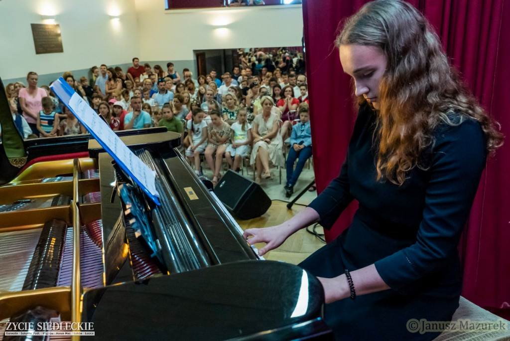 Laureaci IX Festiwalu Kultury