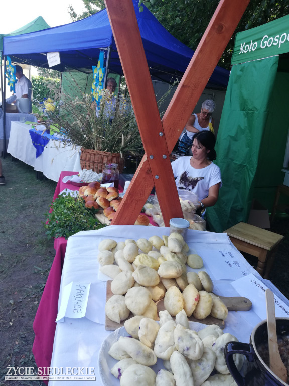 Kulinarny turniej na podzamczu w Liwie