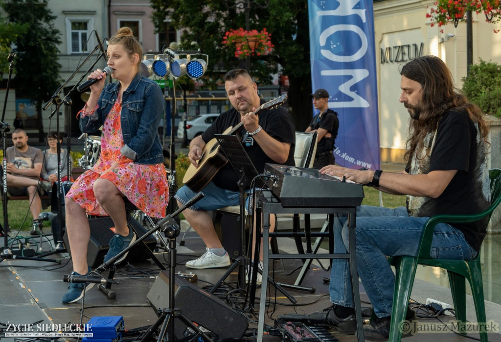 Summer On The Street
