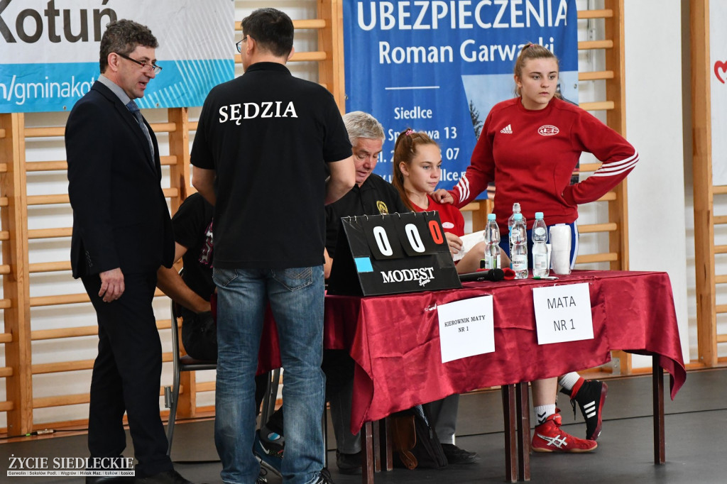 Zapaśnicze mistrzostwa w Kotuniu
