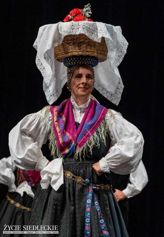 Międzynarodowy folklor w SOK