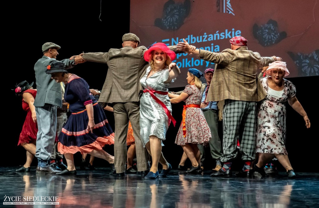 Międzynarodowy folklor w SOK