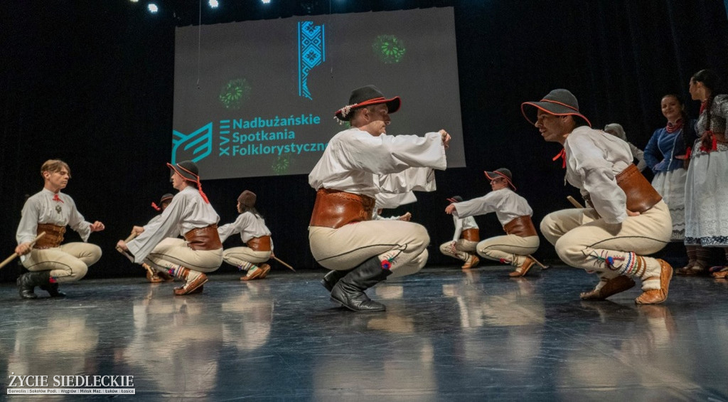 Międzynarodowy folklor w SOK