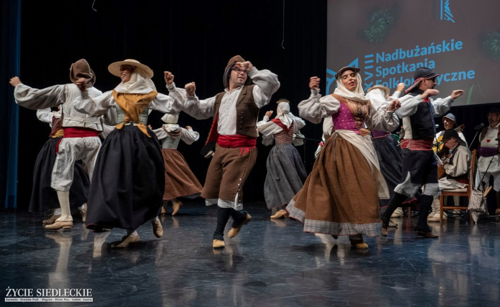 Międzynarodowy folklor w SOK
