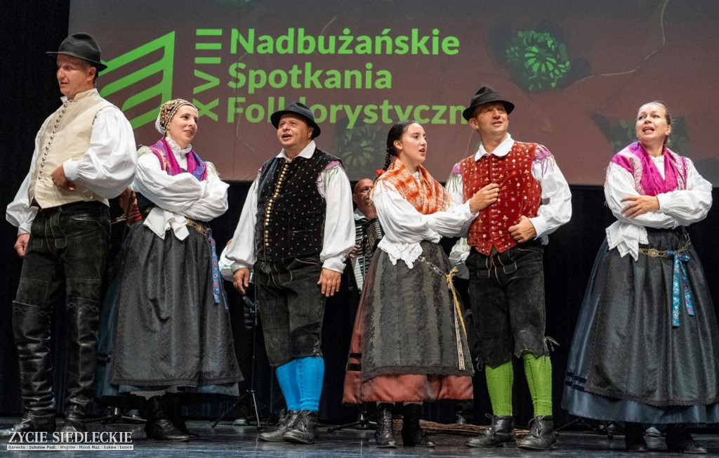 Międzynarodowy folklor w SOK
