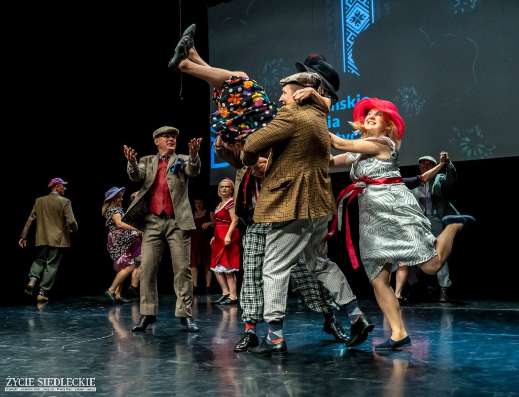 Międzynarodowy folklor w SOK