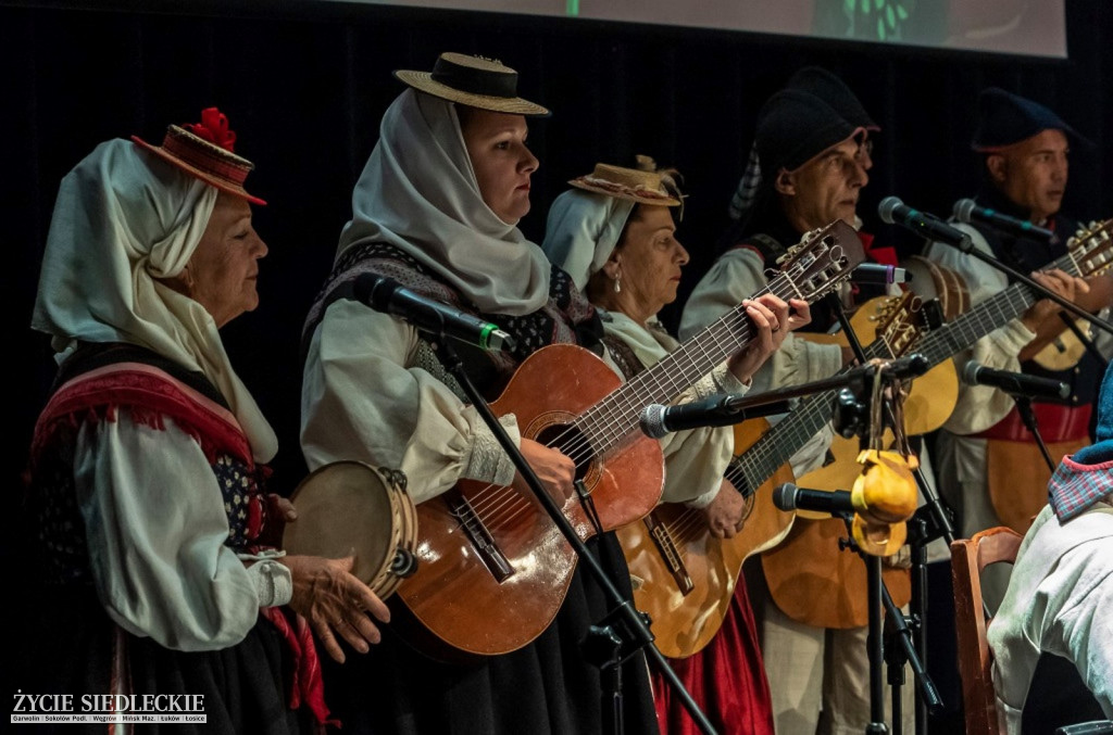 Międzynarodowy folklor w SOK