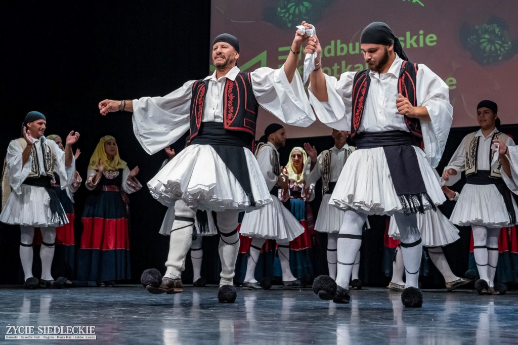 Międzynarodowy folklor w SOK