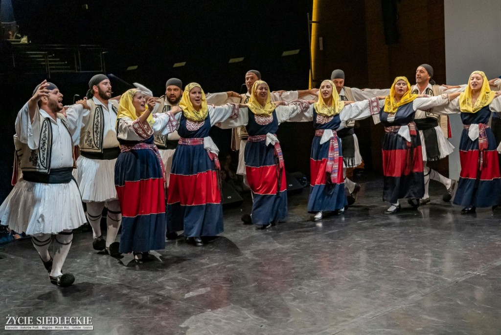 Międzynarodowy folklor w SOK