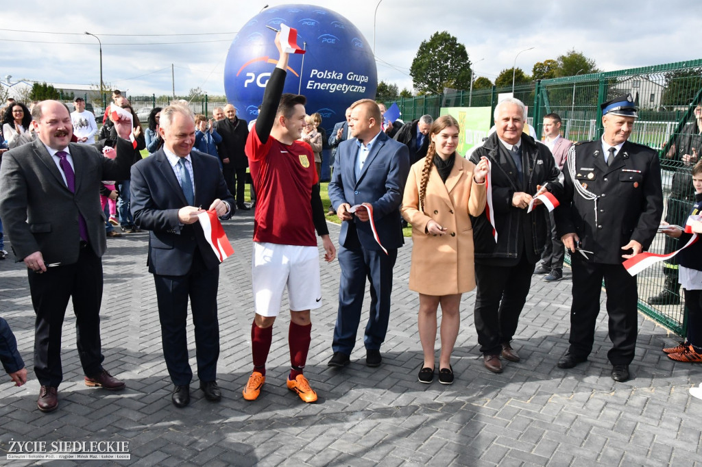 Otwarcie stadionu w Wiśniewie
