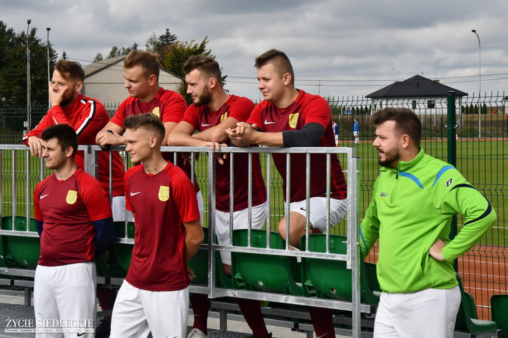 Otwarcie stadionu w Wiśniewie