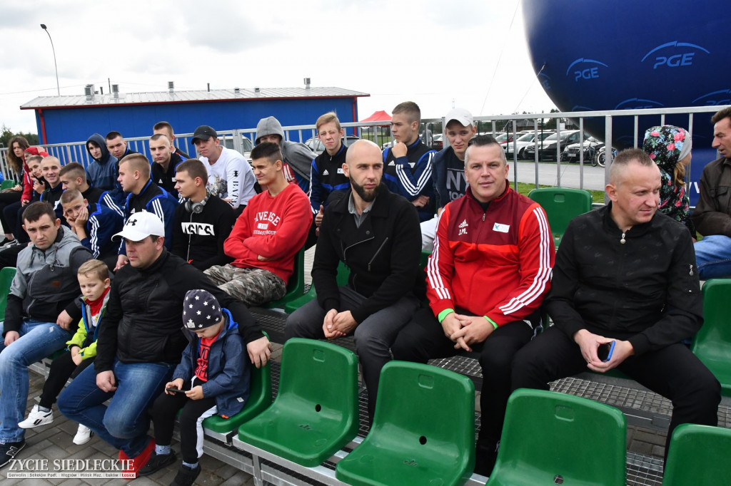 Otwarcie stadionu w Wiśniewie