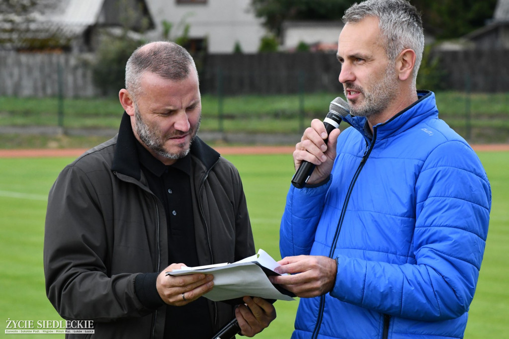 Otwarcie stadionu w Wiśniewie