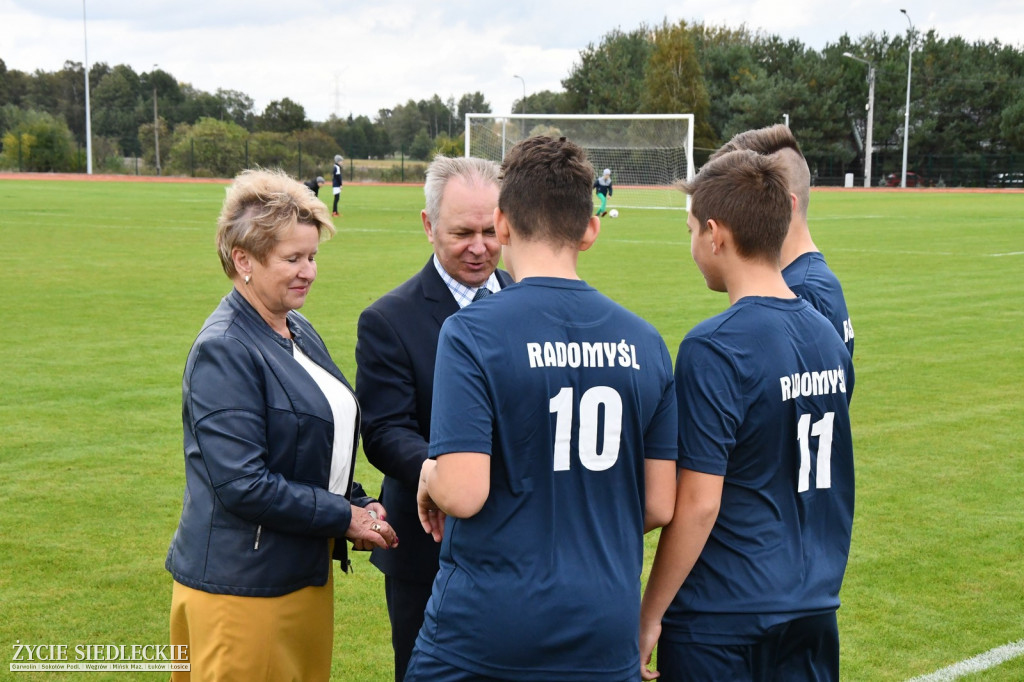 Otwarcie stadionu w Wiśniewie