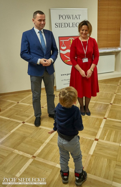 Zaprojektowali świąteczne kartki