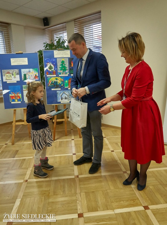 Zaprojektowali świąteczne kartki